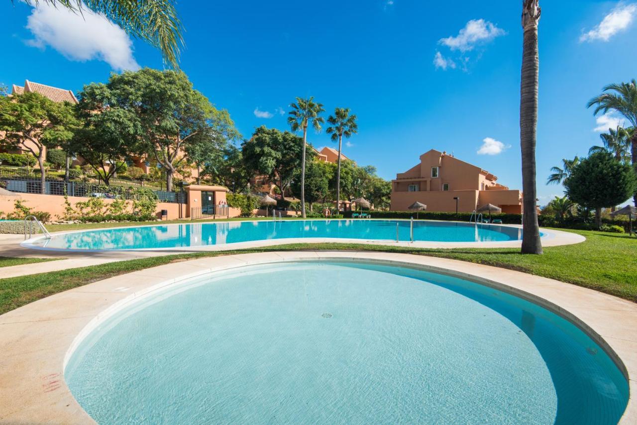 Rentandhomes Marbella Golf Elviria Exterior foto